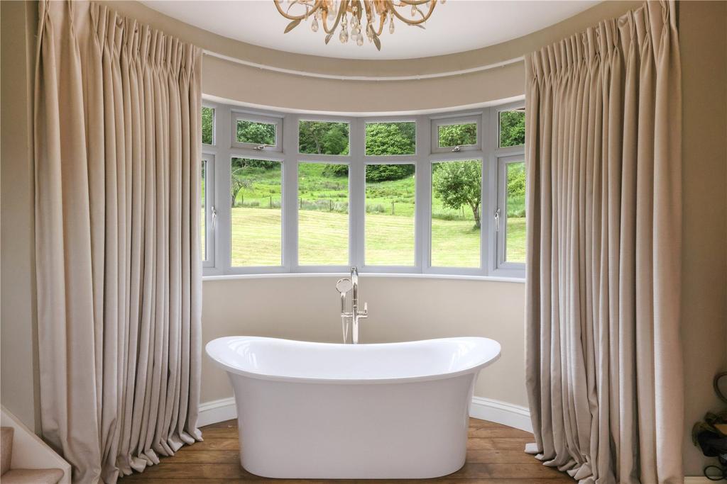 Feature Bath