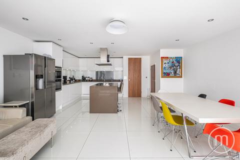 4 bedroom end of terrace house for sale, Wentworth Road, London NW11
