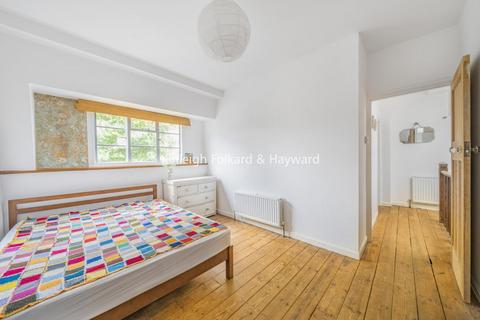 179 Trafalgar Street, London, SE17 2TP