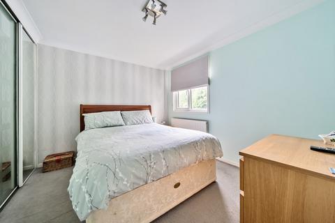 7 The Glades, Gravesend, DA12 5ES