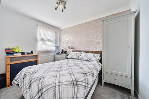 7 The Glades, Gravesend, DA12 5ES