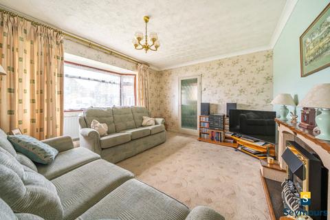 243 Southway, Guildford, GU2 8DT