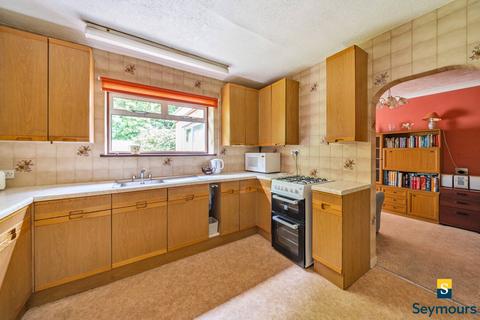 243 Southway, Guildford, GU2 8DT