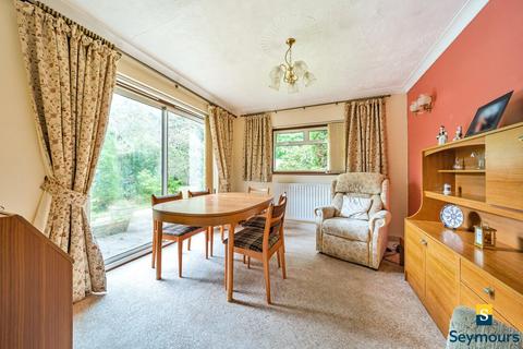 243 Southway, Guildford, GU2 8DT
