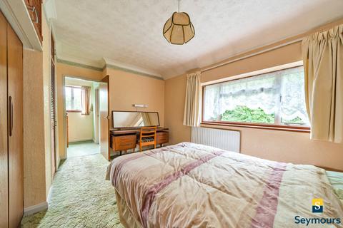 243 Southway, Guildford, GU2 8DT