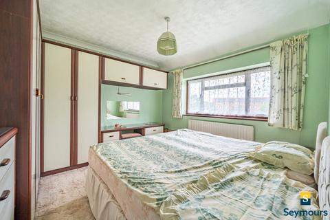 243 Southway, Guildford, GU2 8DT