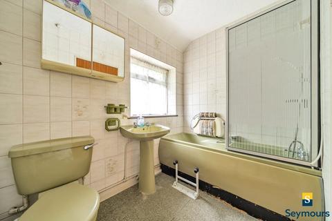 243 Southway, Guildford, GU2 8DT