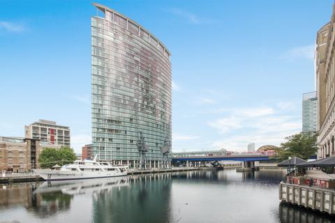 1 bedroom apartment to rent, No.1 West India Quay, Hertsmere Road, Canary Wharf E14