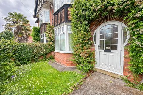 32b Burgate, Barton-upon-humber, DN18 5EZ