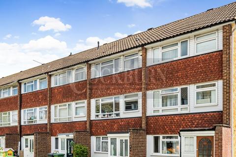 13 Alanthus Close, London, SE12 8RE