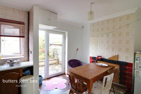 2 bedroom end of terrace house for sale, Elizabeth Street, Stoke-On-Trent ST1 2AN