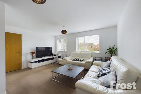 2 bedroom apartment to rent, Woodthorpe Road, Ashford, Surrey, TW15