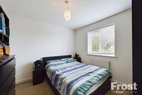 2 bedroom apartment to rent, Woodthorpe Road, Ashford, Surrey, TW15