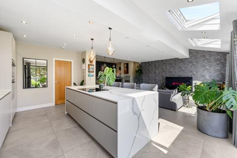 26 Carr Lane, Rawdon, Leeds, LS19 6PF