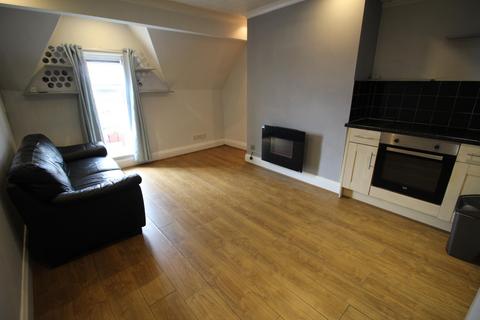 1 bedroom flat to rent, Walmersley Road, Bury, BL9