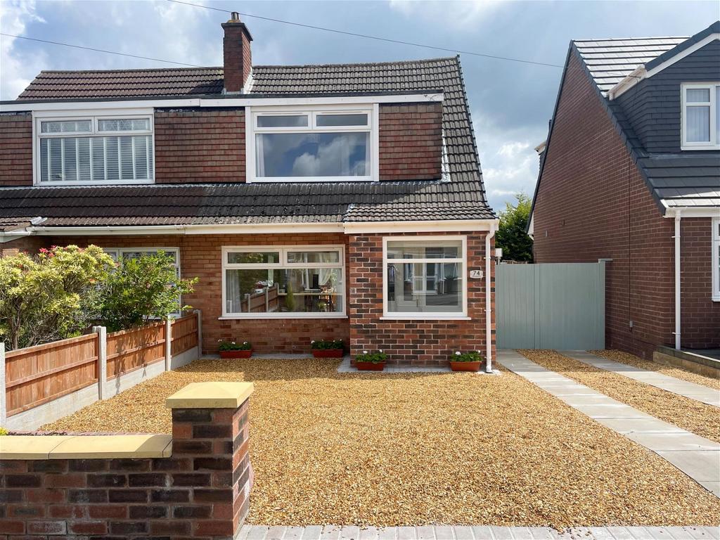 Redgate, Ormskirk, L39 3NR 3 bed semidetached house for sale £265,000
