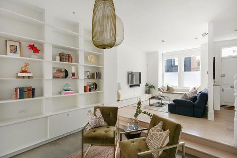 56 Epirus Road, London, SW6 7UH