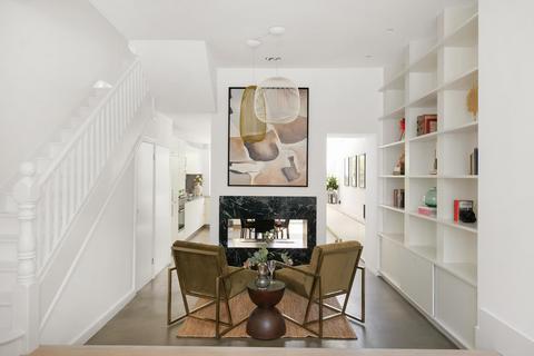 56 Epirus Road, London, SW6 7UH