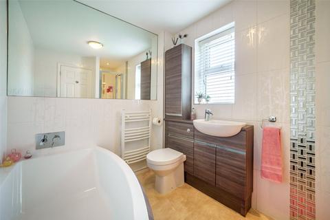 27 Axbridge, Bracknell, RG12 0XB