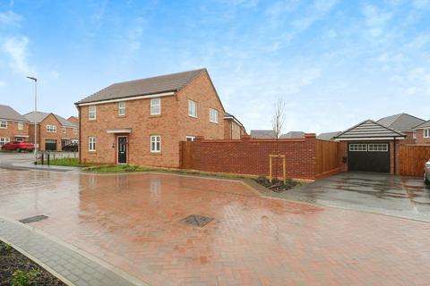 4 bedroom detached house for sale, Tree Top Close, Wakefield WF3