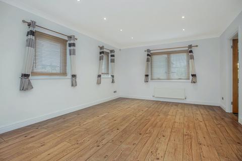 4, Chestnut Court Chestnut Close, Holme, Carnforth, LA6 1RW