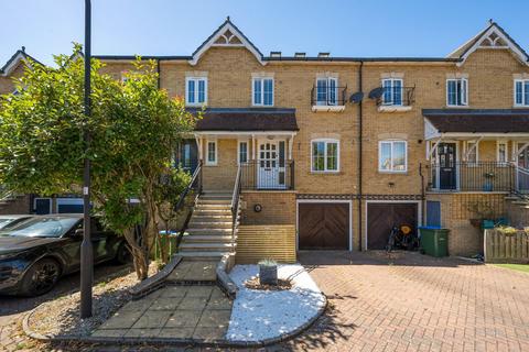 3 bedroom terraced house for sale, Lynwood Road, Thames Ditton, KT7