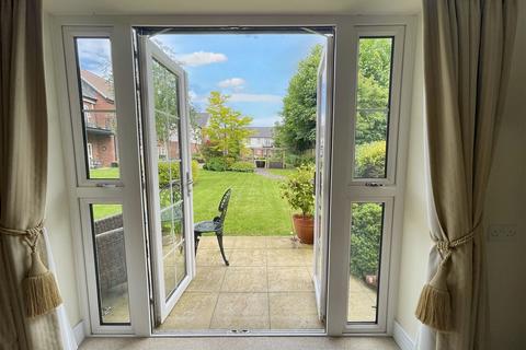 1 bedroom retirement property for sale, Four Ashes Road, Solihull B93