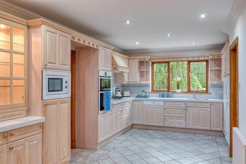 5 bedroom detached house for sale, Penn Lane, Tanworth-in-Arden, Solihull, B94 5HH
