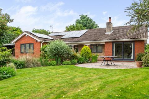 4 bedroom bungalow for sale, Morton Road, Laughton, Lincolnshire, DN21
