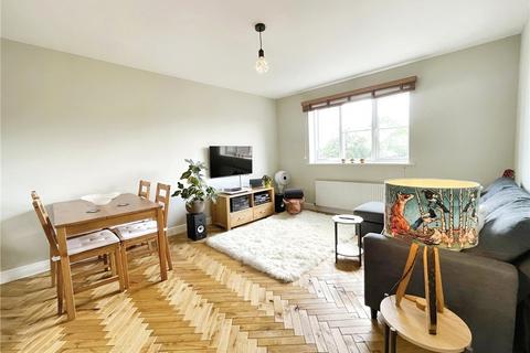 2 bedroom apartment for sale, Harbourne Close, Kenilworth, Warwickshire