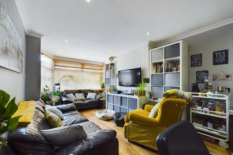 2 bedroom terraced house for sale, Hanover Avenue, Feltham, Greater London, TW13