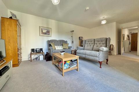 2 bedroom retirement property for sale, Meadow Court, sarisbury Green