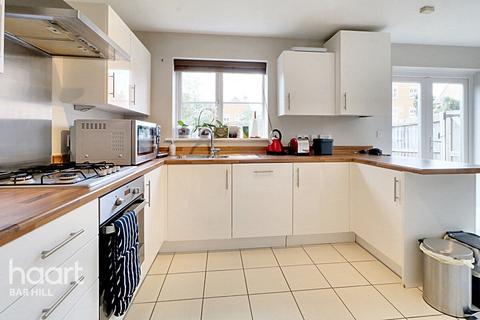 3 bedroom end of terrace house for sale, Mitchcroft Road, Longstanton