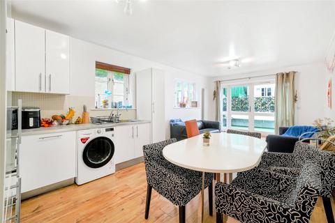 5 bedroom apartment for sale, Rambler Building, Copenhagen Street, London, N1