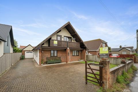 4 bedroom detached house for sale, Tower Estate, Dymchurch, TN29 0TN