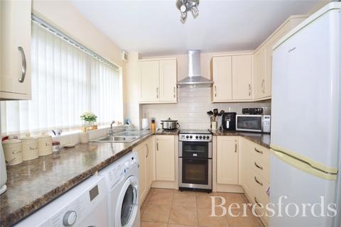 11 Royle Close, Romford, RM2 5PS