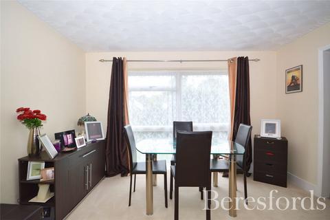 11 Royle Close, Romford, RM2 5PS