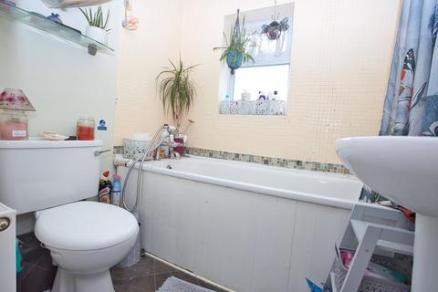62 Greenfield Road, Folkestone, CT19 6ER
