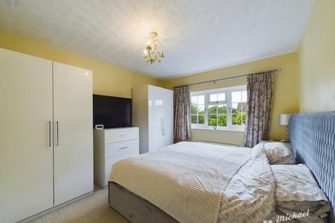 4 bedroom detached house for sale, Webster Road, Aylesbury