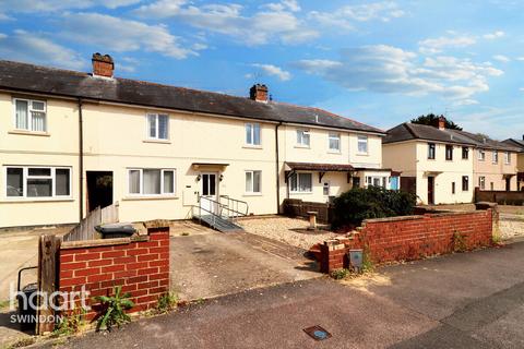 3 bedroom terraced house for sale, Cricklade Road, SWINDON