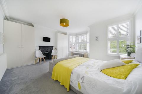 4 bedroom terraced house for sale, Nelson Road, Crouch End