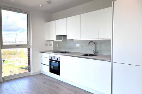 1 bedroom flat to rent, 7 Shearwater Drive, London NW9