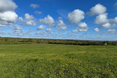Farm land for sale, Upper Pavenhill, Purton SN5