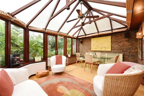 5 Birchmere Row, London, SE3 0SS