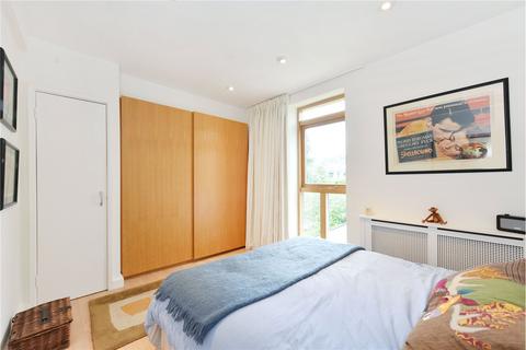 5 Birchmere Row, London, SE3 0SS