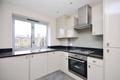 2 bedroom flat to rent, Choumert Road, Peckham, London, SE15