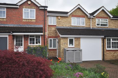 3 bedroom terraced house for sale, Peppercorn Walk, Hitchin