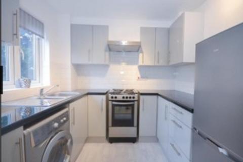 1 bedroom flat for sale, Chestnut Court, Hitchin