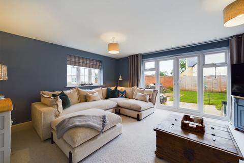 43 Catch Yard Road, Silverstone, Towcester, NN12 8WG