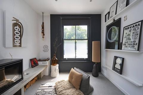 14 Elwin Street, London, E2 7BU